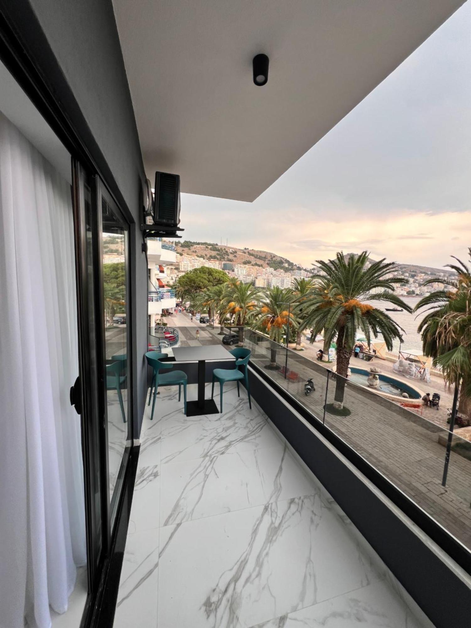 Lezet Hotel Sarande Bagian luar foto